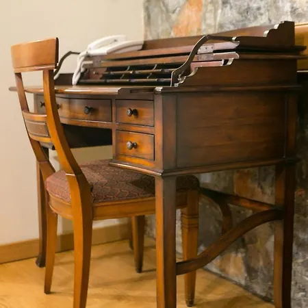 Πανσιόν Montecristo 4*