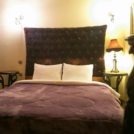 Πανσιόν Montecristo Παλαιός Άγιος Αθανάσιος