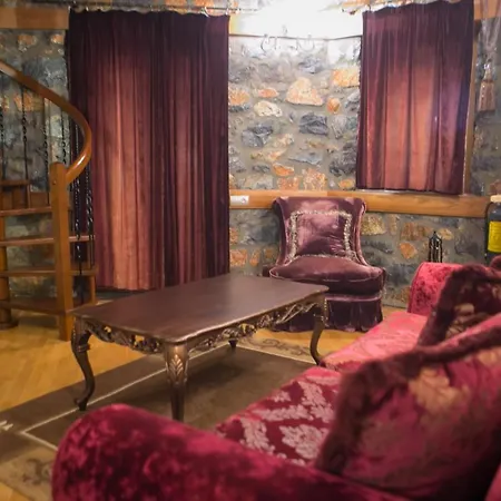 Montecristo Πανσιόν 4*