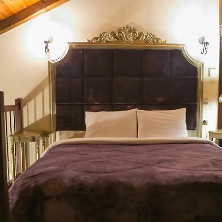 Montecristo Πανσιόν Παλαιός Άγιος Αθανάσιος