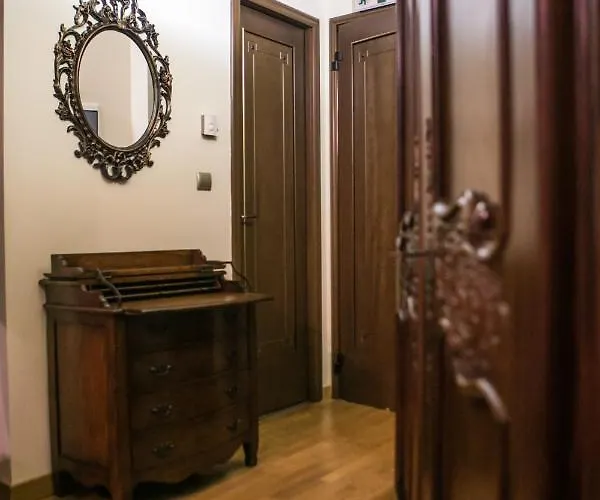 招待所 Montecristo 4*